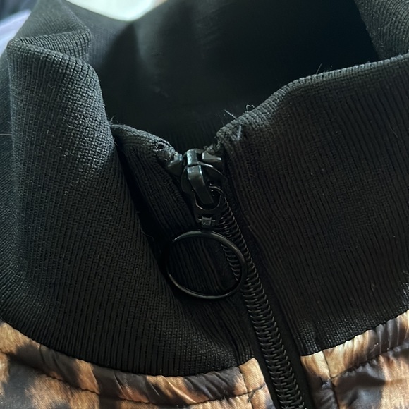 Ellesse leopard print track jacket - US sz 4 - Picture 2 of 6